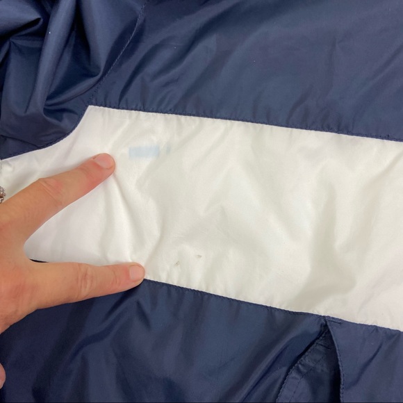 Mickey Mouse vintage bevy white windbreaker. L - Picture 2 of 10